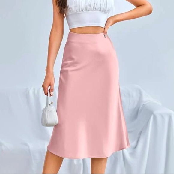 SHEIN Dresses & Skirts - Side Zipper Solid Color Satin Midi Skirt